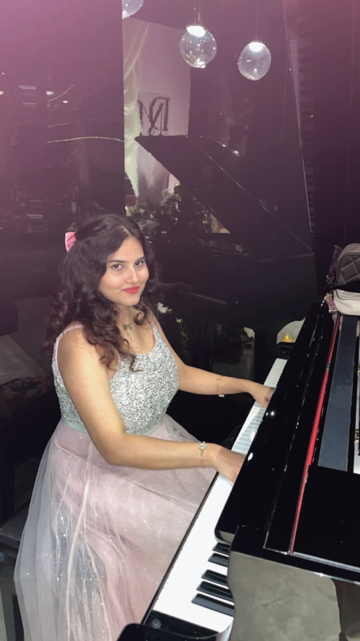 Performer 4