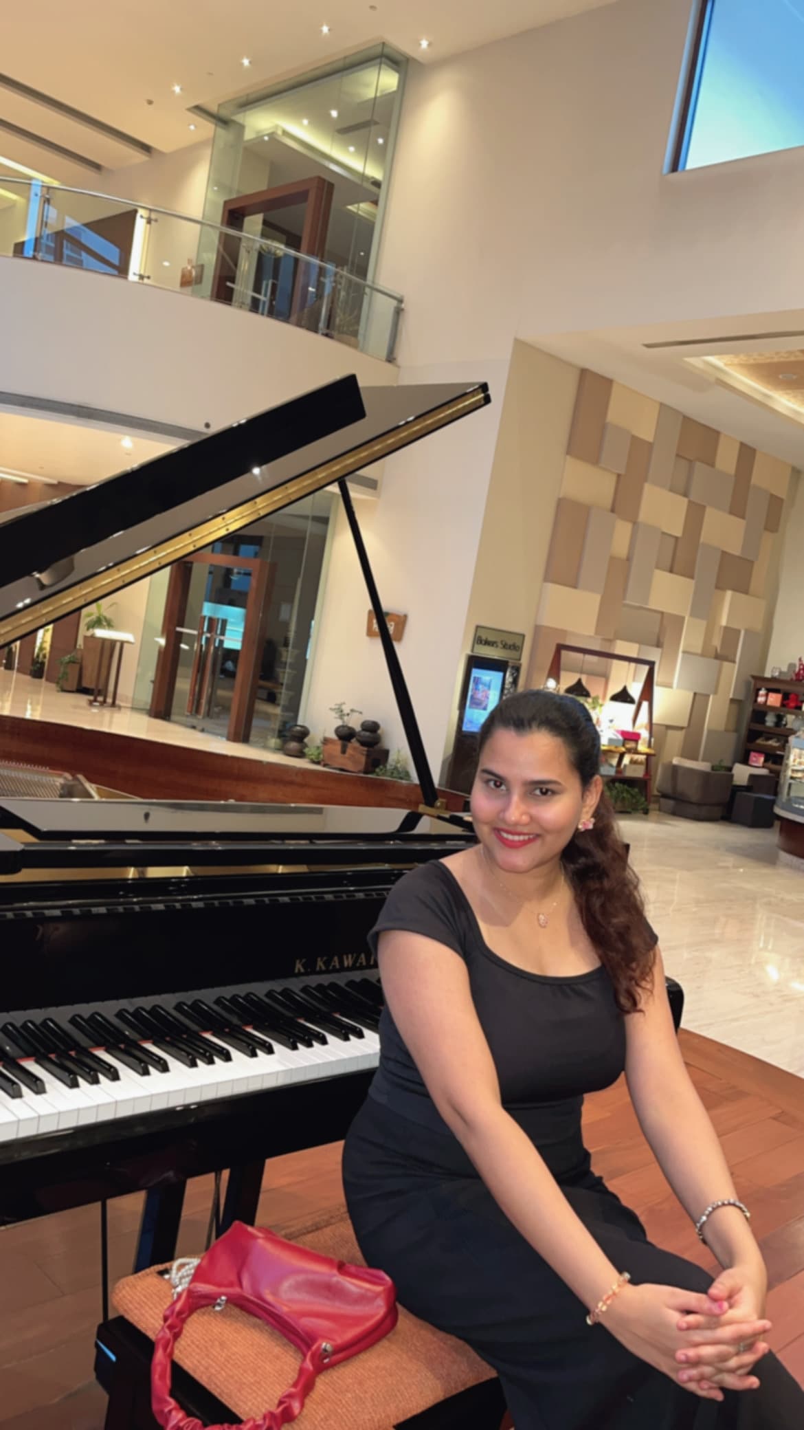 Performer 3